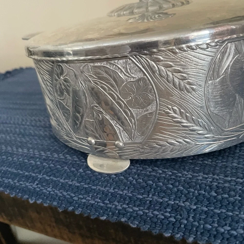 Rare, Vintage Crown Forged Aluminum Casserole Holder with Pyrex Dish